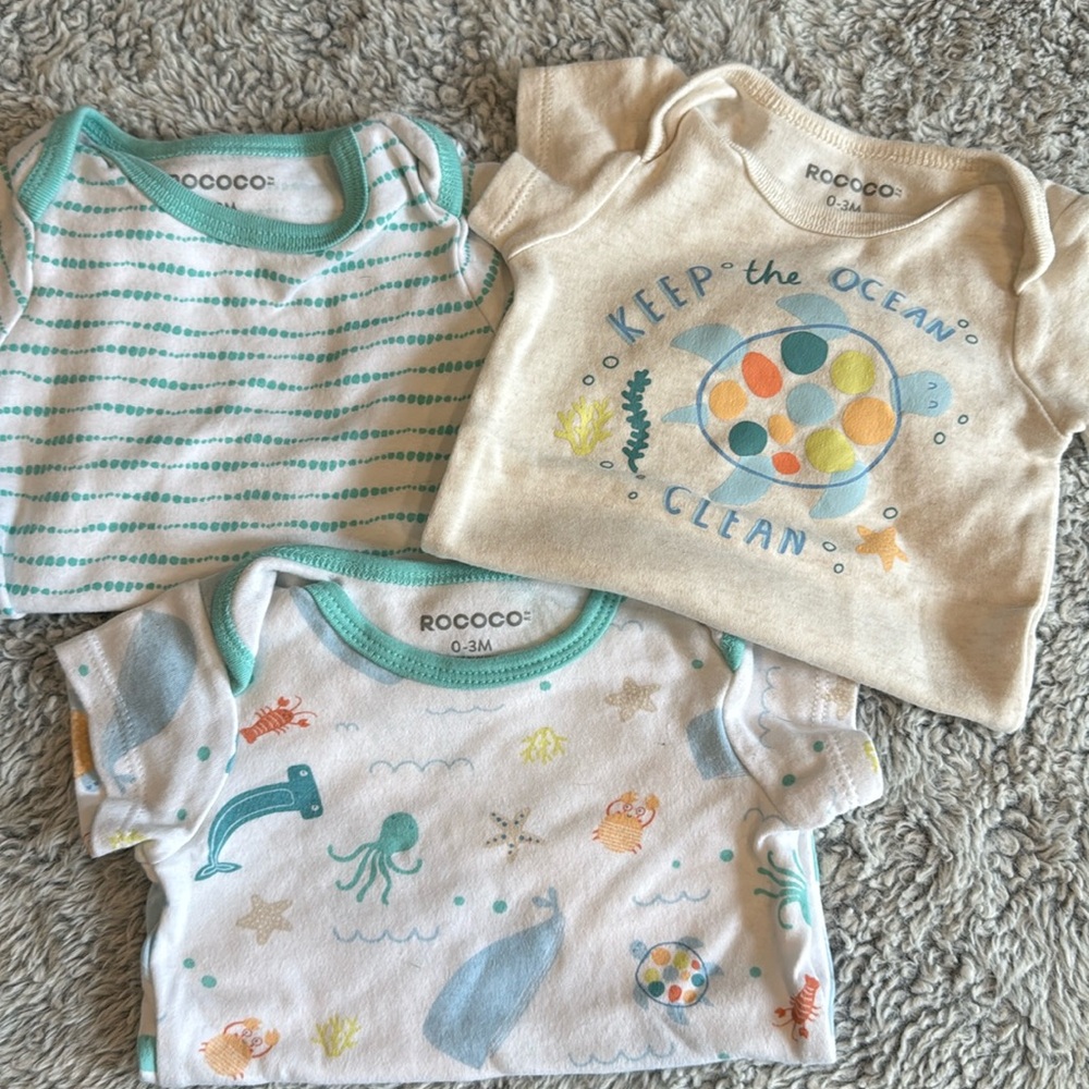 3 0-3M body suits